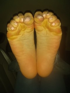 Kennedy C. Hall feet photo 3