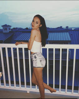 Kennedy Walsh feet photo 6