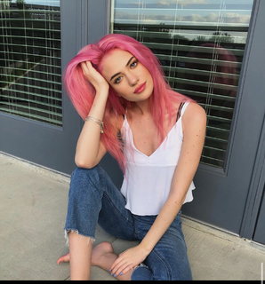 Kennedy Walsh feet photo 3