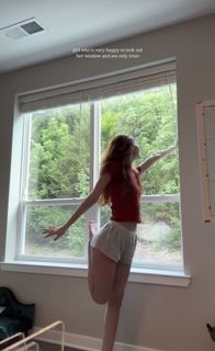 Kennedy Walsh feet photo 15