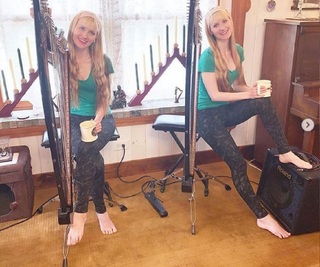 Kennerly Kitt feet photo 4