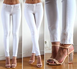 Kenza Zouiten feet photo 3