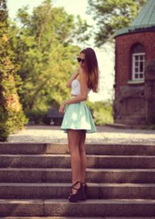 Kenza Zouiten feet photo 19
