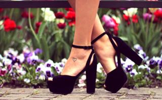 Kenza Zouiten feet photo 11