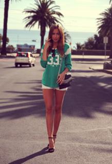 Kenza Zouiten feet photo 4
