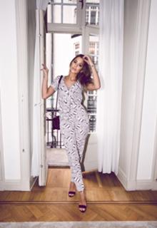 Kenza Zouiten feet photo 10