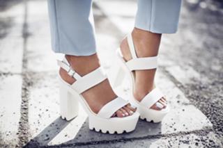Kenza Zouiten feet photo 15