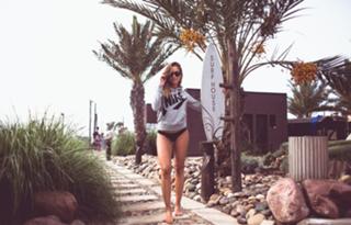 Kenza Zouiten feet photo 1