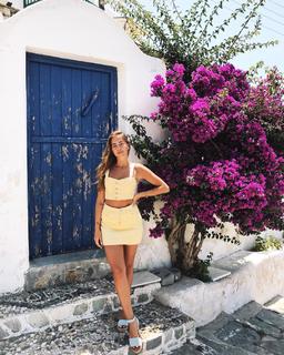 Kenza Zouiten feet photo 2