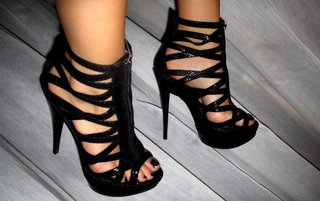 Kenza Zouiten feet photo 9