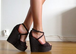 Kenza Zouiten feet photo 8