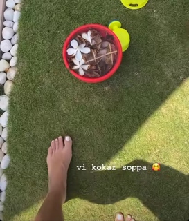 Kenza Zouiten feet photo 3