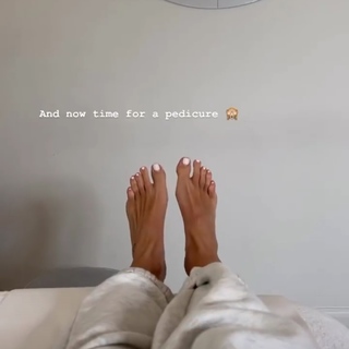 Kenza Zouiten feet photo 1