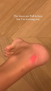 Kenza Zouiten feet photo 8