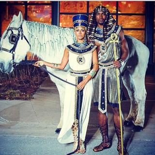 Keri Hilson feet photo thumbnail