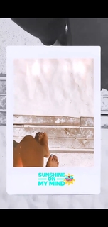 Keri Hilson feet photo thumbnail