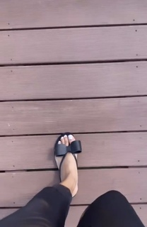 Keri Hilson feet photo thumbnail