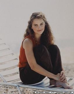 Keri Russell feet photo thumbnail