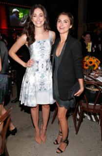 Keri Russell feet photo thumbnail