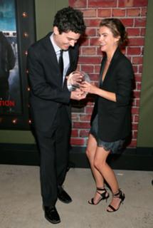 Keri Russell feet photo thumbnail