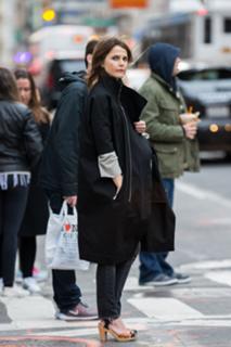 Keri Russell feet photo thumbnail