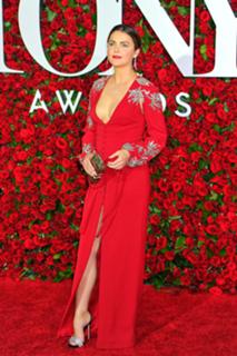 Keri Russell feet photo thumbnail