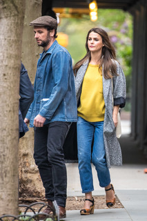 Keri Russell feet photo thumbnail