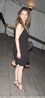 Keri Russell feet photo thumbnail
