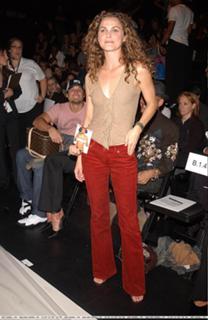 Keri Russell feet photo thumbnail