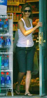 Keri Russell feet photo thumbnail