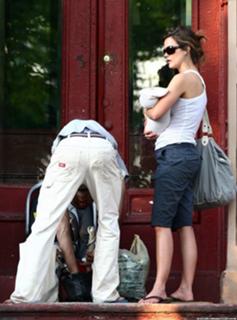 Keri Russell feet photo thumbnail