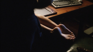 Keri Russell feet photo thumbnail