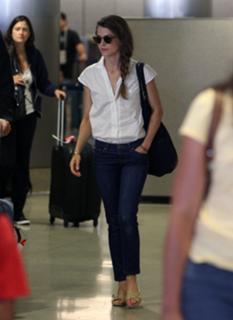 Keri Russell feet photo thumbnail