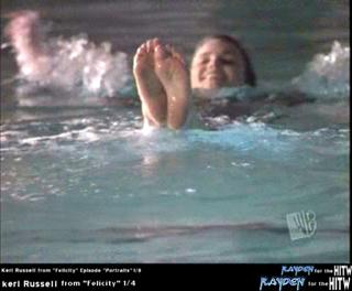 Keri Russell feet photo thumbnail