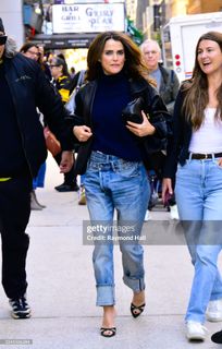 Keri Russell feet photo thumbnail