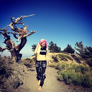 Kerli feet photo 12
