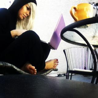 Kerli feet photo 2
