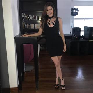 Kerly Ruíz feet photo 5