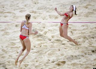 Kerri Walsh Jennings feet photo 2