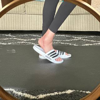 Kerri Walsh Jennings feet photo 8