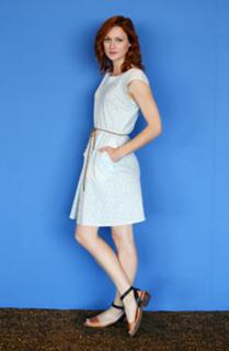 Kerry Bishé feet photo thumbnail