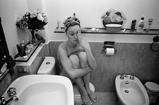 Kerry Bishé feet photo thumbnail