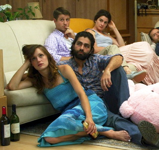 Kerry Bishé feet photo thumbnail