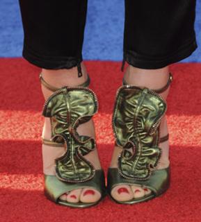 Kerry Condon feet photo thumbnail