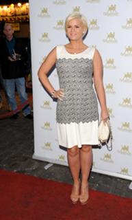 Kerry Katona feet photo thumbnail