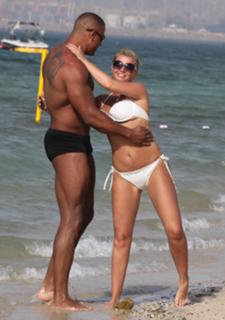 Kerry Katona feet photo thumbnail