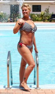 Kerry Katona feet photo thumbnail