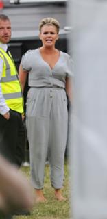 Kerry Katona feet photo thumbnail