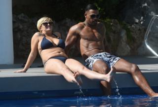 Kerry Katona feet photo thumbnail
