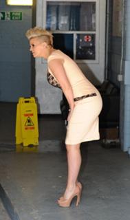 Kerry Katona feet photo thumbnail